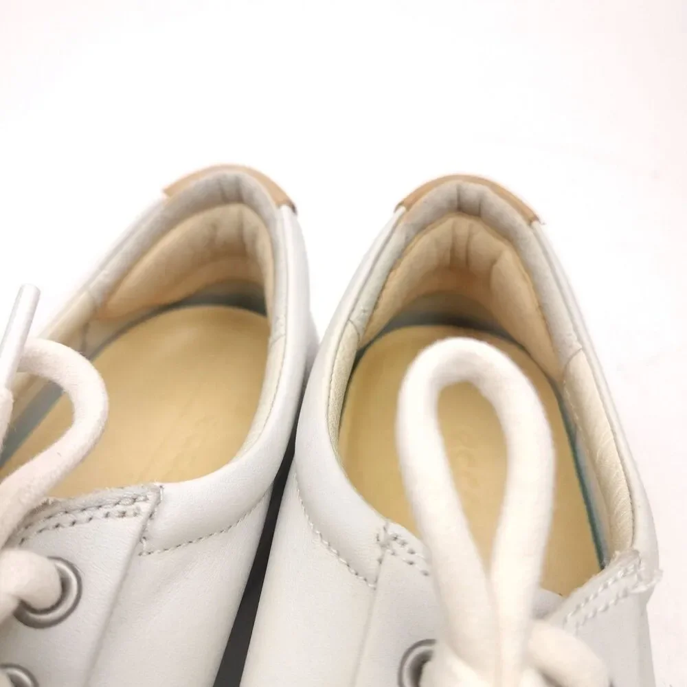 ECCO SOFT 7 Womens 8-8.5 Street Shoes Casual Sneakers Leather EU 39
